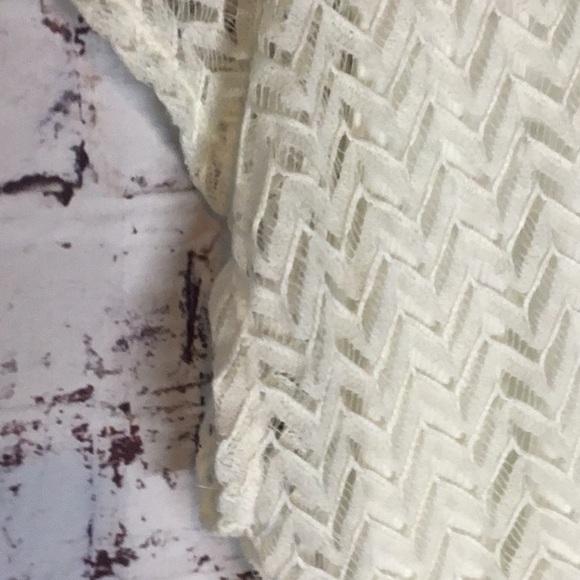 ✨Roz & Ali Cream Ribbed Blouse PTP 24" Size 2X - Picture 6 of 7